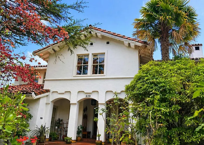 Serene Private Suite Patio Upscale Berkeley